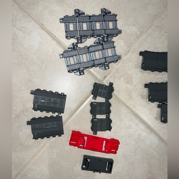 Thomas train Percy trackmaster set and mini friends automatic talking - Picture 3 of 14